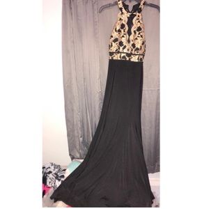 Long ball/formal gown